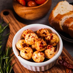 Labneh Mdabale with Chilli 200g