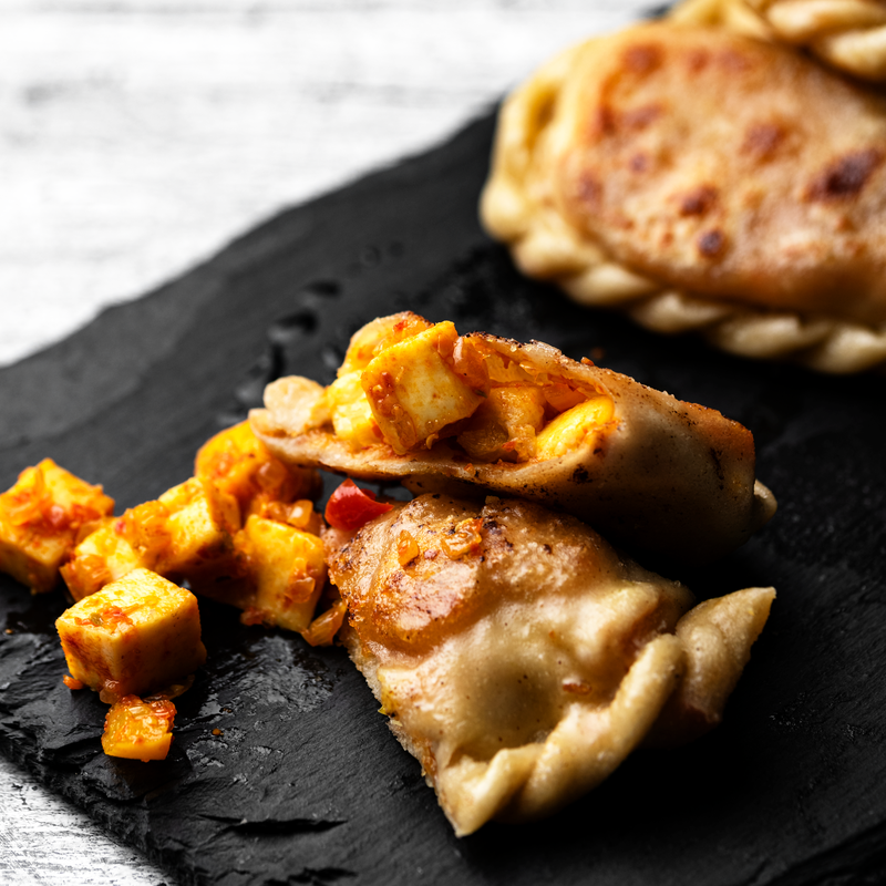 paneer achari momos.png